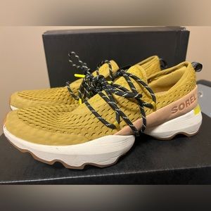 SOREL Kinetic Sneaker size 10